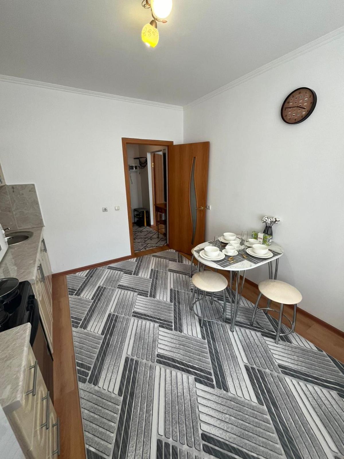 Cosy flat in the city center Taldykol Esterno foto